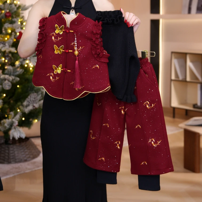 冬季女童加厚韩版毛领外套上衣百褶裙套装DC40845