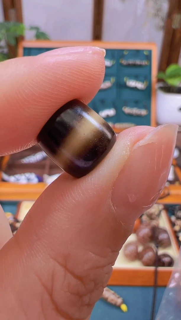 未镶嵌颈饰玛瑙/玉髓7.(微瑕随机发货)