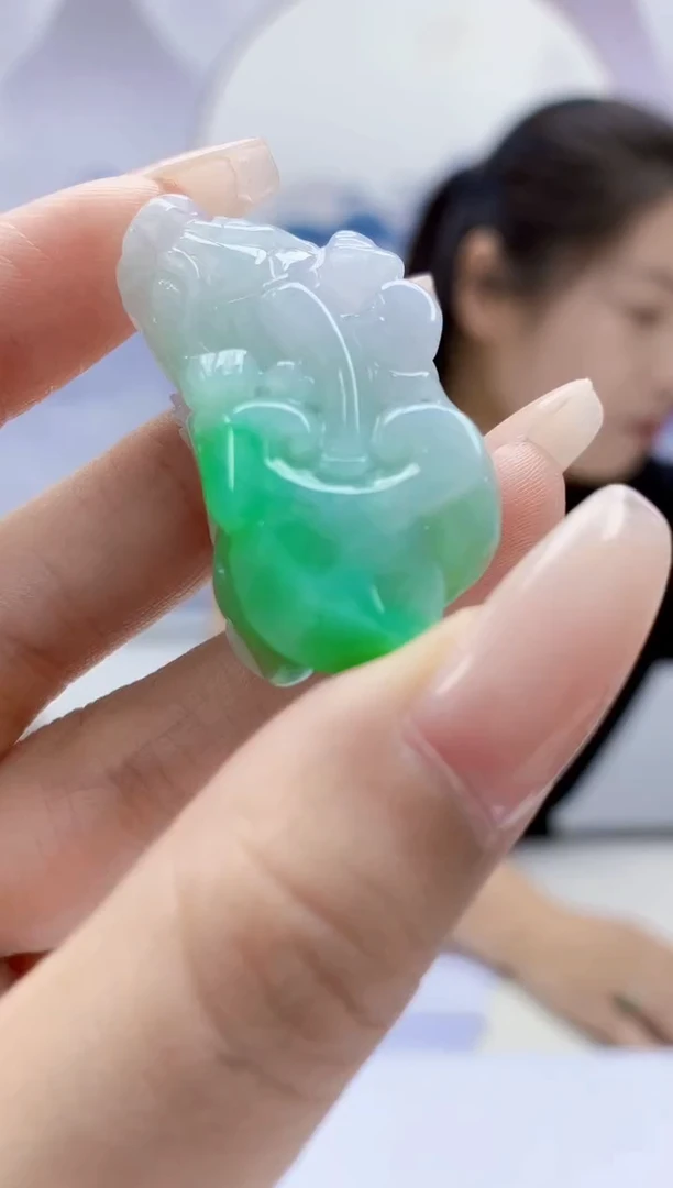 定制翡翠未镶嵌4902xx-毛货挂件80