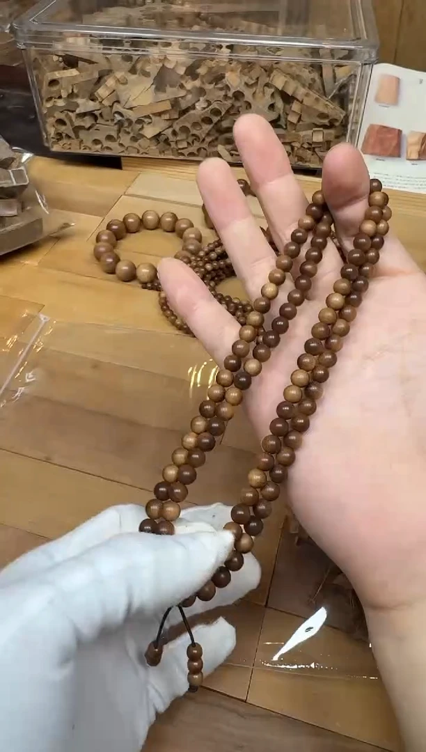 檀香木手串/手链老山檀香檀香王0.6*108横纹黑肉