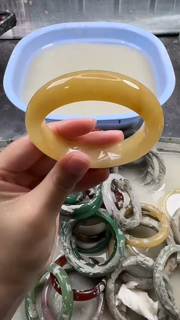 未镶嵌手镯石英质玉27