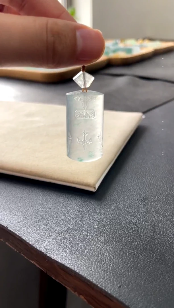 未镶嵌定制翡翠毛货无事牌