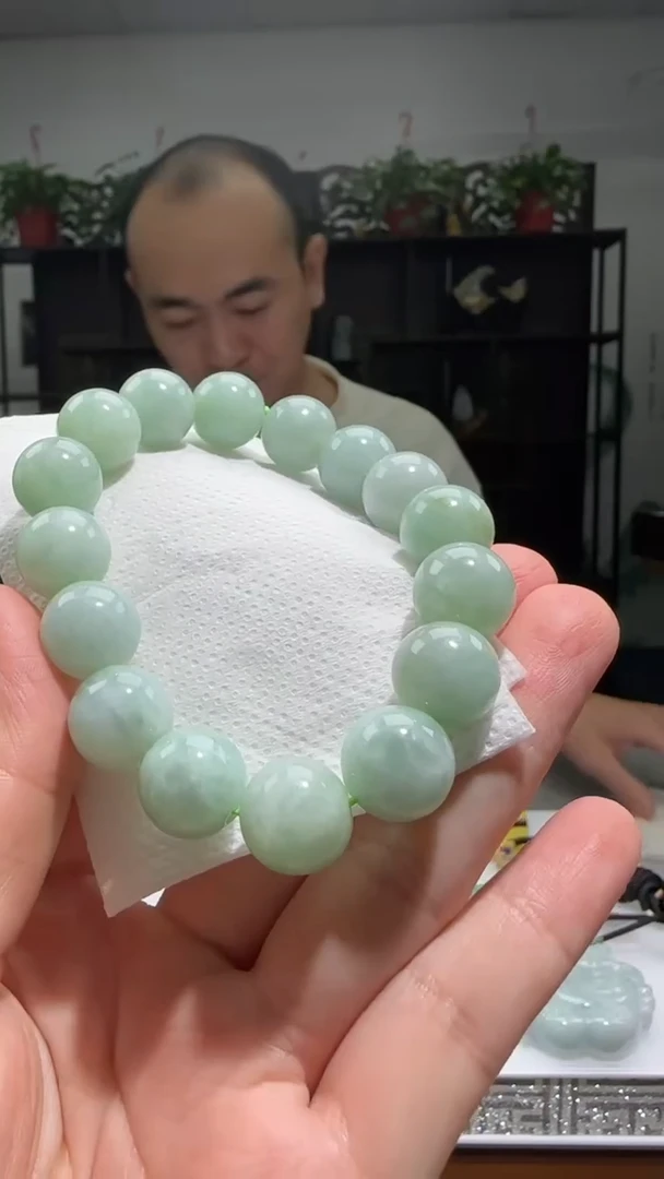 【闪购商品】翡翠颈饰未镶嵌天然翡翠A货吊坠