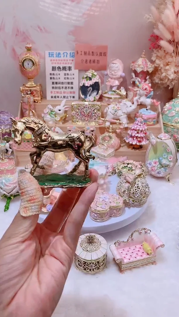 合金珐琅彩首饰盒摆件
