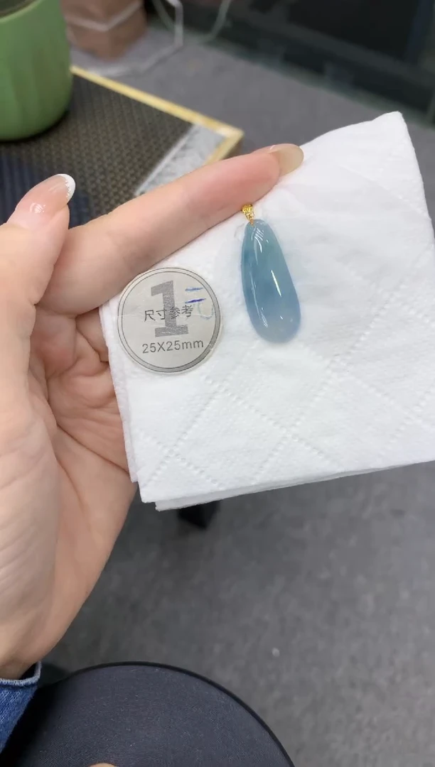 颈饰18K金镶嵌翡翠1111111