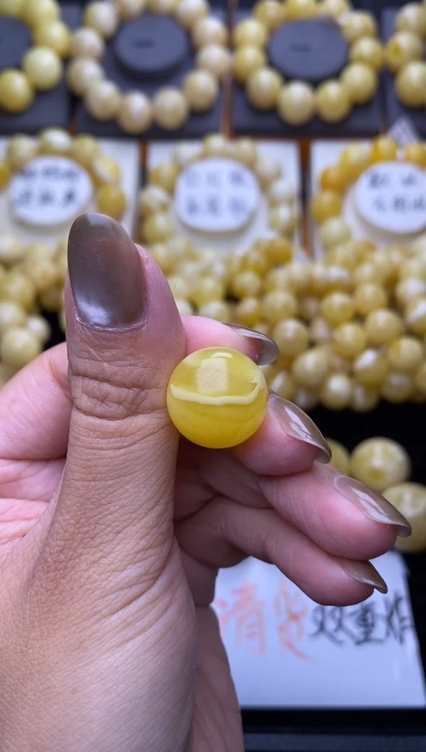裸石琥珀未镶嵌大小姐珠宝17
