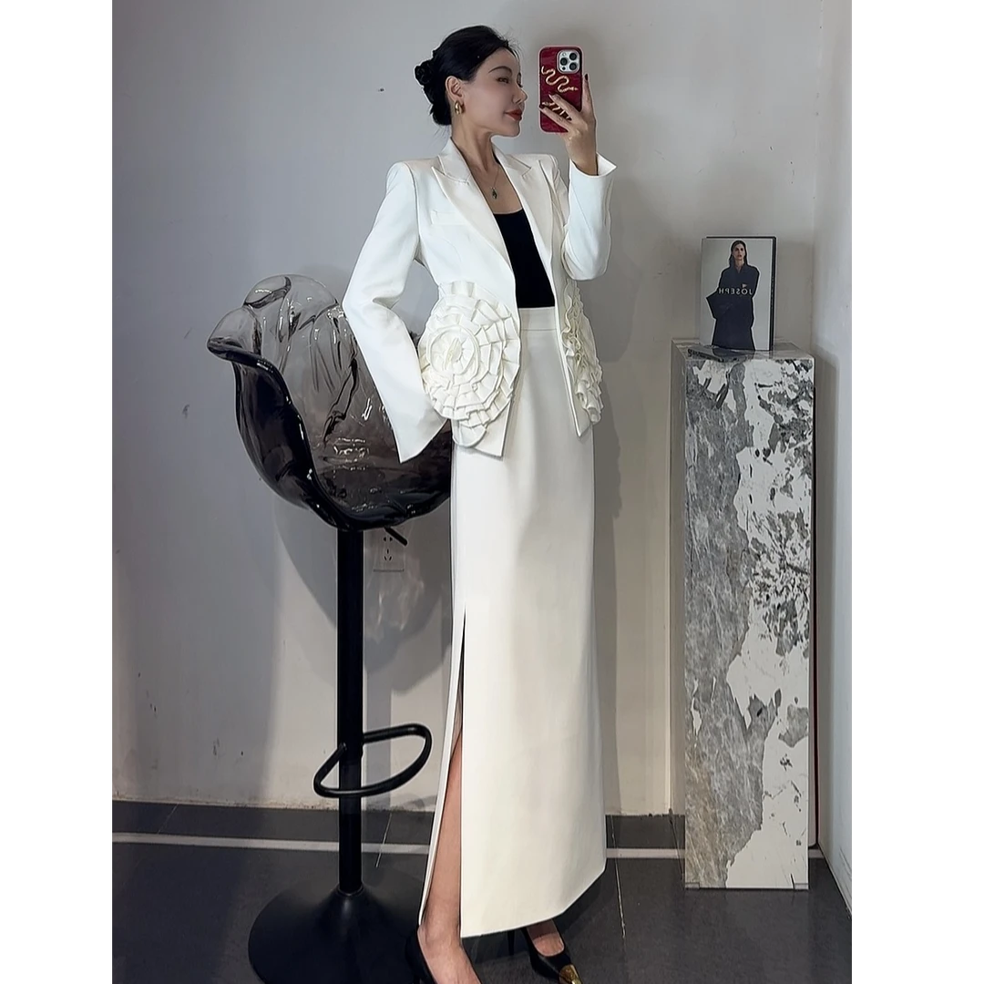 2025高档小众秀场西服套装女款新开叉裙装花朵重工高级感气质西装