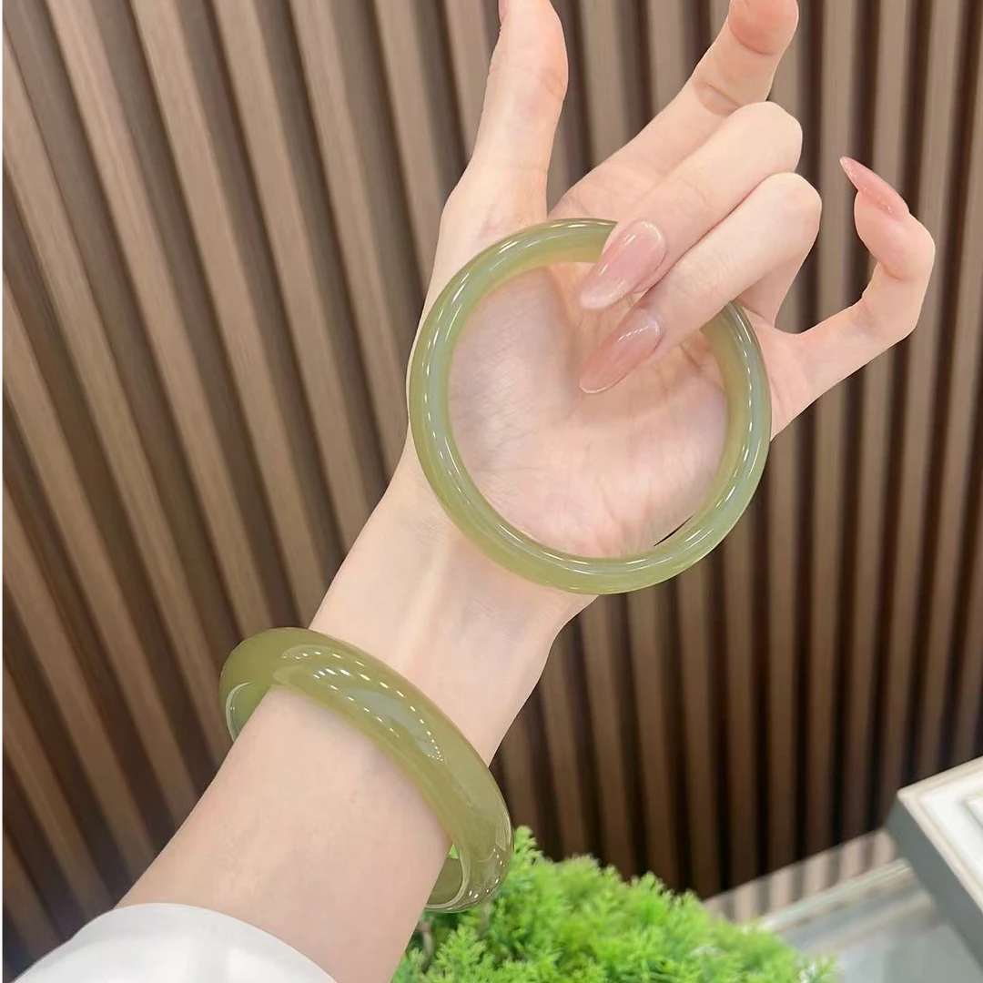【冰湖水手镯】新疆 冰湖水手镯 宽13mm厚10mm