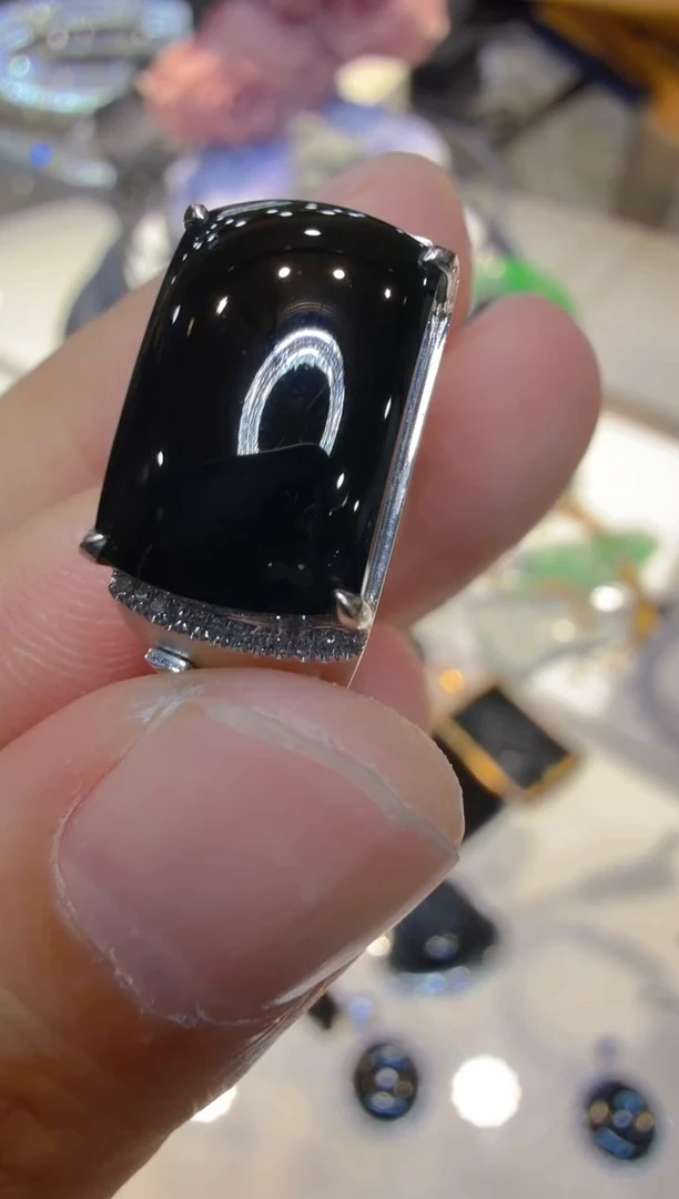 18K金镶嵌戒指翡翠多样性团购发一件