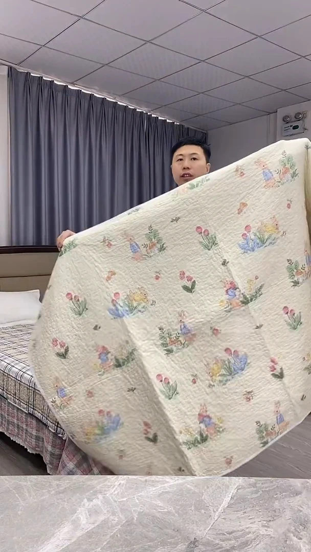 棉110cm*180cm 花丛小兔