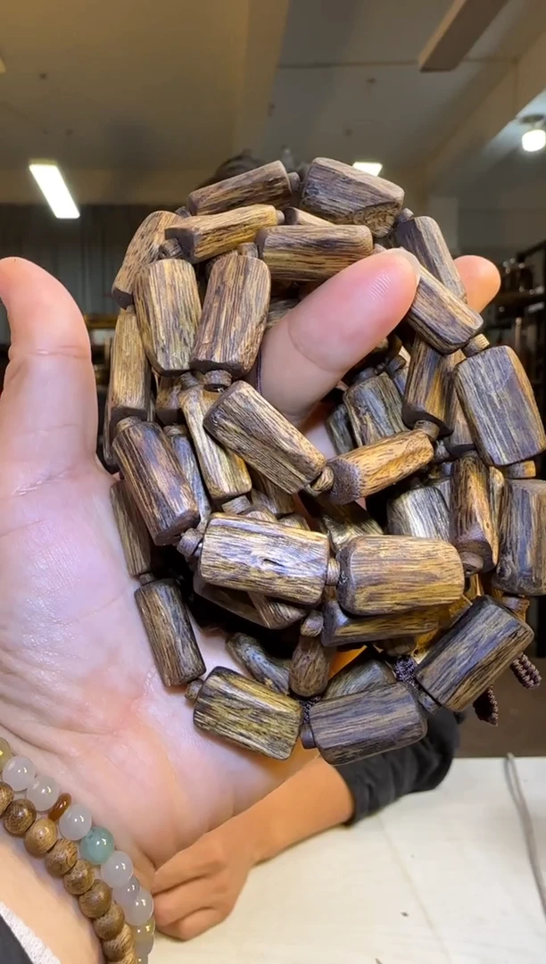 沉香手串沉水浮海南奇楠沉香树丁树心油长串多样性发1