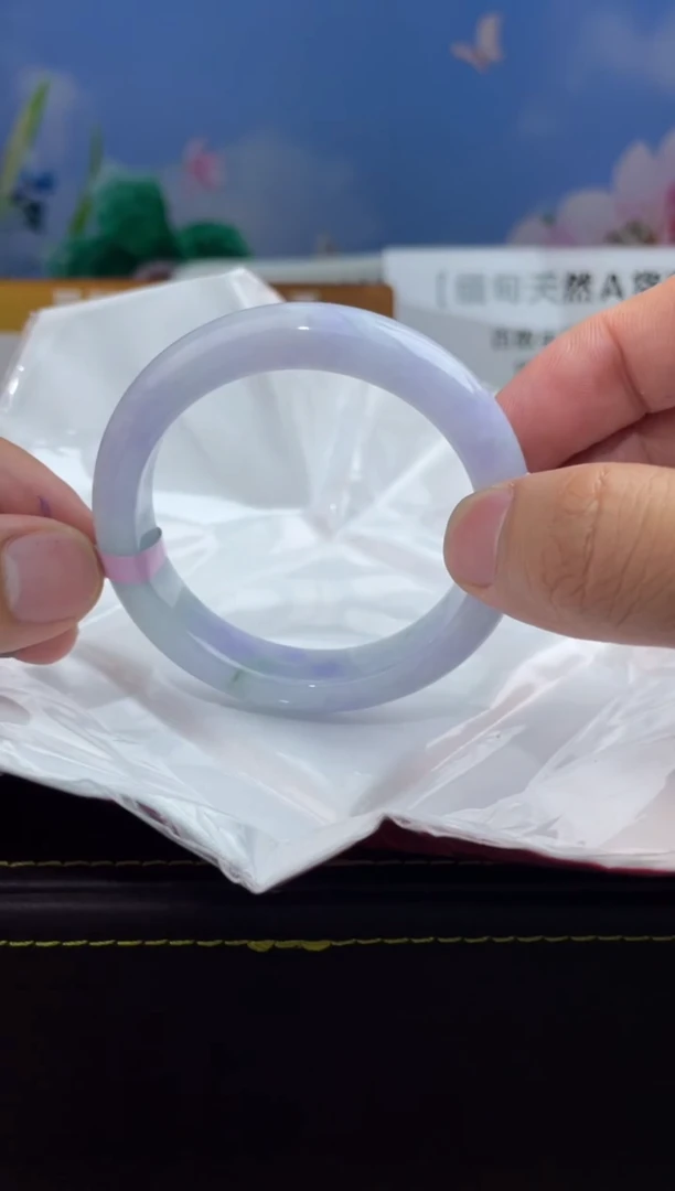 翡翠手镯未镶嵌1翡翠手镯