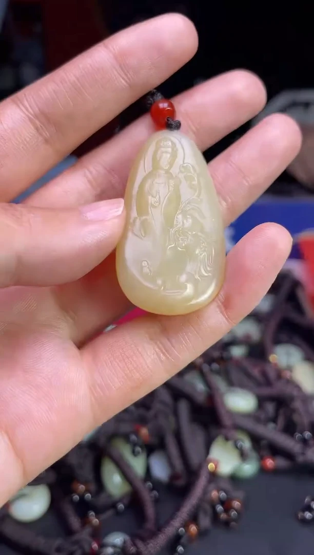 未镶嵌和田玉挂件1