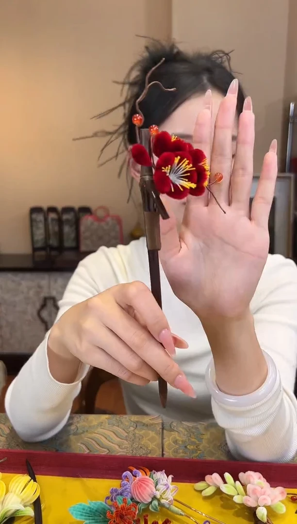 刺绣非遗绒花（发饰）