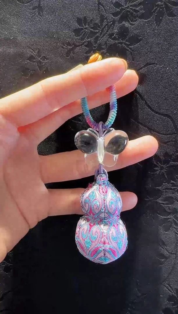 未镶嵌手绳水晶蝴蝶款多样性发货其一