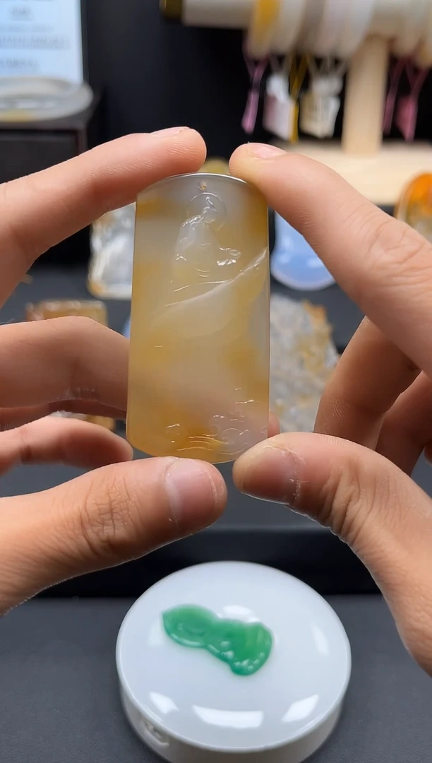 未镶嵌颈饰玛瑙/玉髓天然珠宝 一物一证