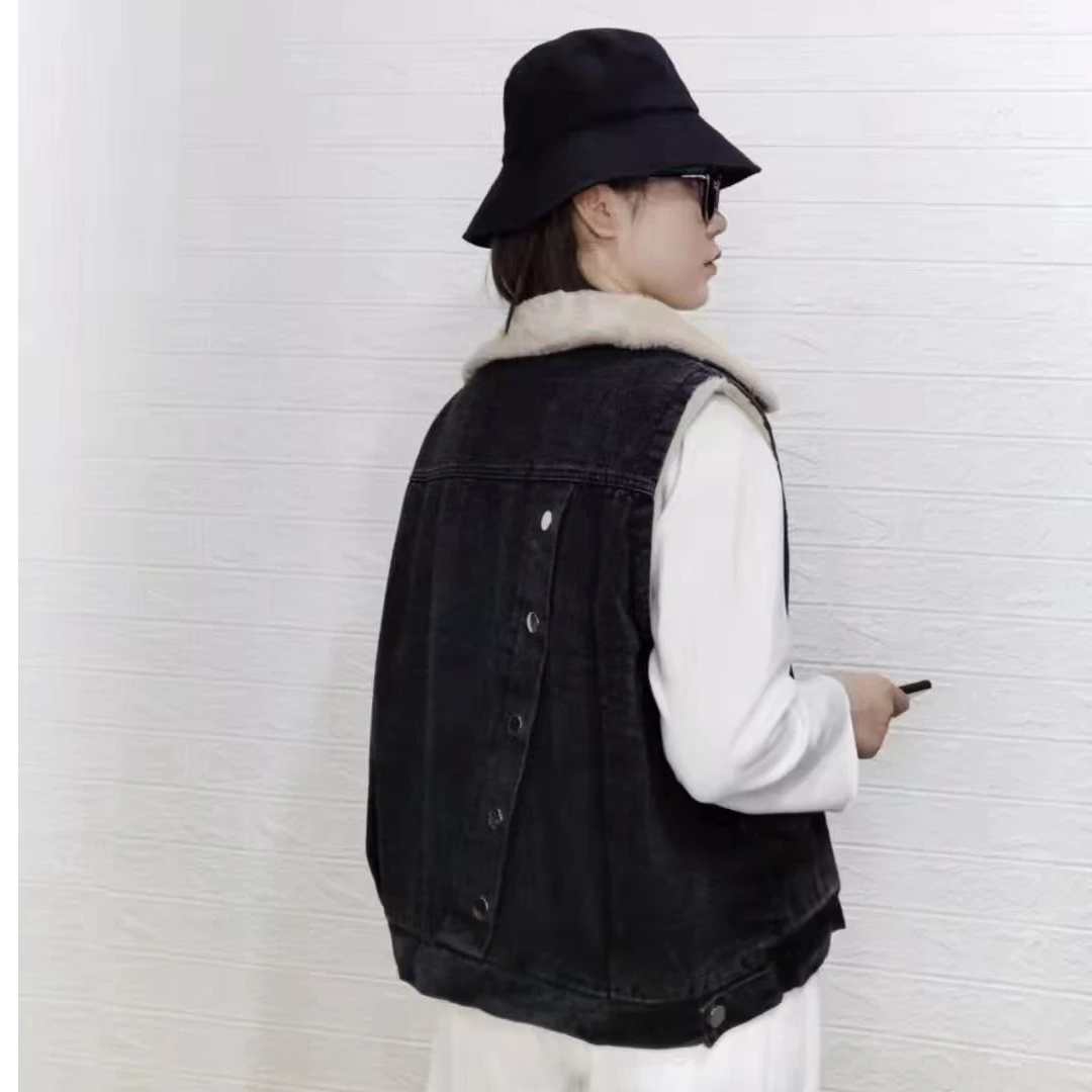 冬季加绒复古牛仔马甲洋气2025韩版时尚厚款纽扣马夹水洗百搭休闲