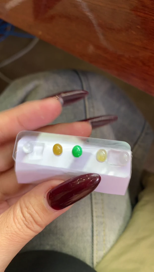 【闪购商品】定制翡翠未镶嵌翡翠