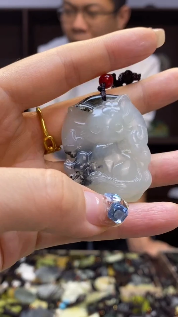未镶嵌岫玉挂件