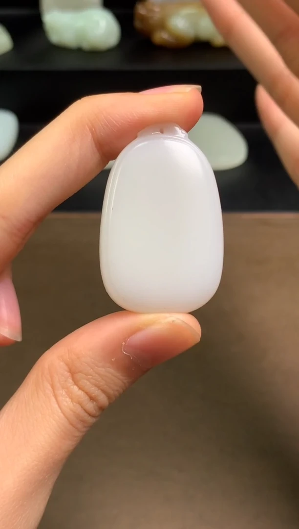 颈饰未镶嵌和田玉65