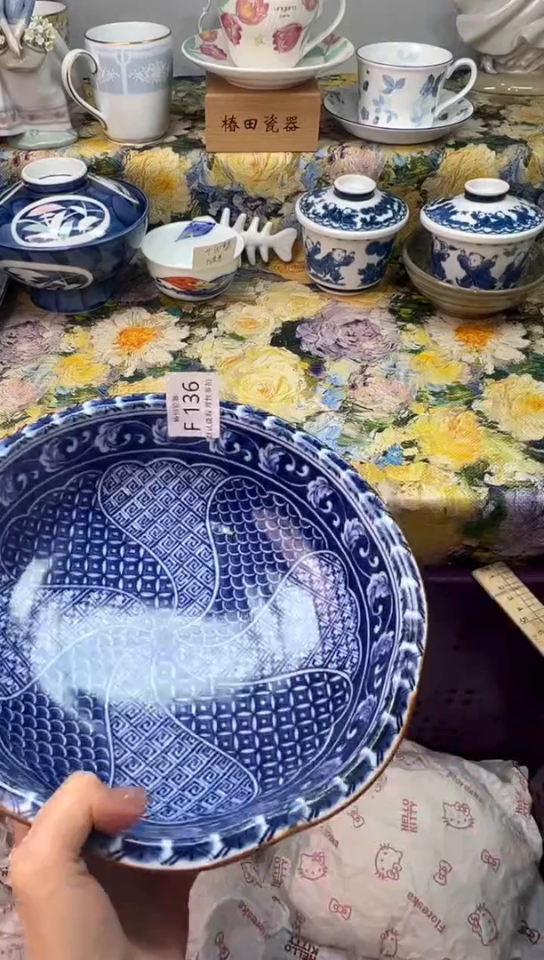 瓷片涟*瓷片瓷片         F 136