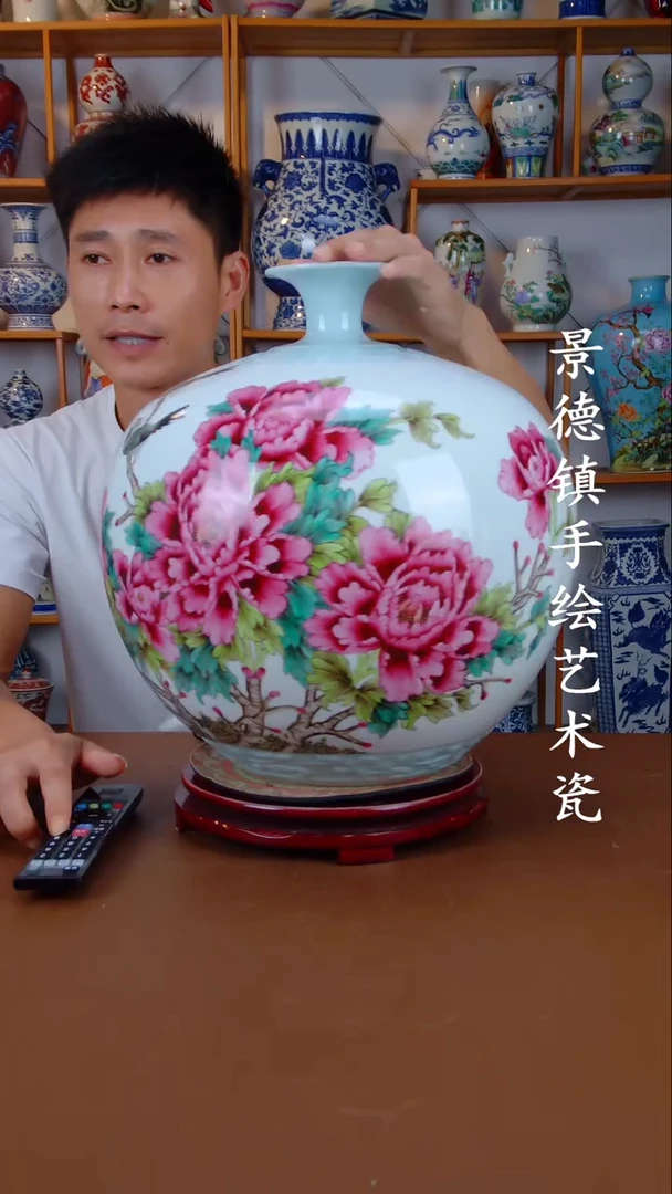 现代景德镇手工手绘陶瓷摆件72
