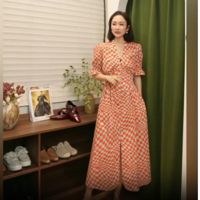 葭恩葭恩迷幻棋盘格印花女士夏季气质修身连衣裙0698