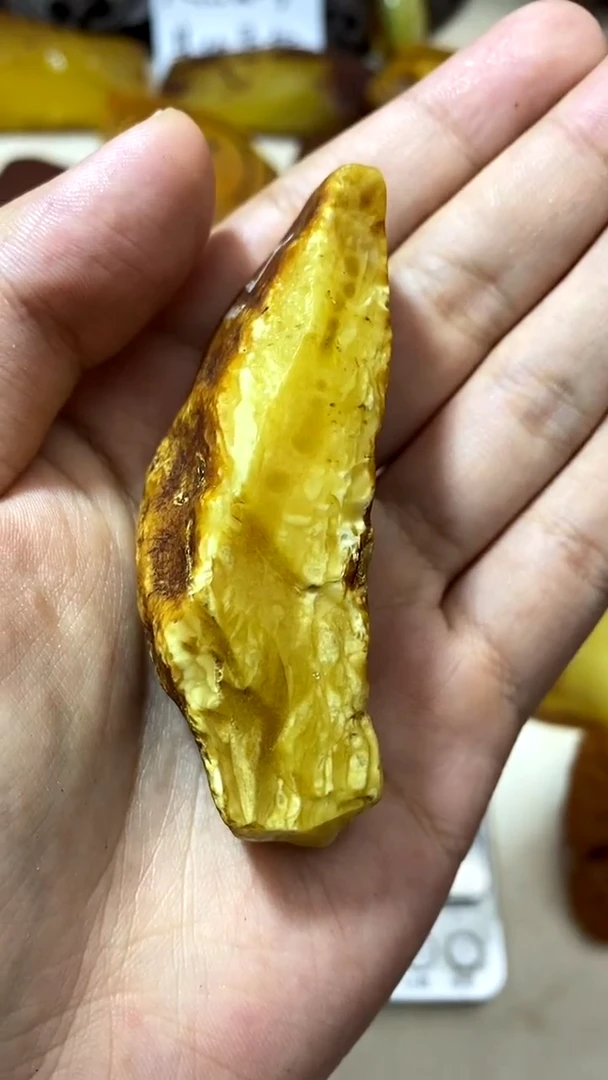 定制琥珀@**H天然琥珀蜜蜡原石38.9g