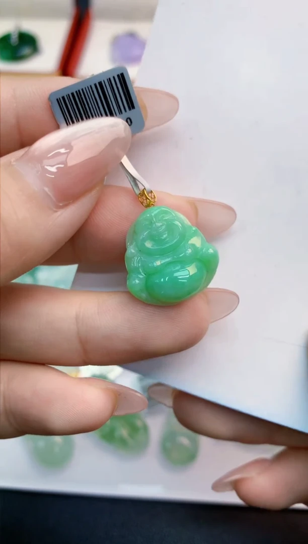 翡翠未镶嵌吊坠(不含链)1