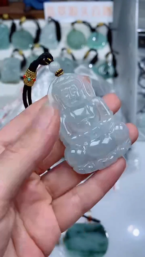 颈饰未镶嵌翡翠吊坠