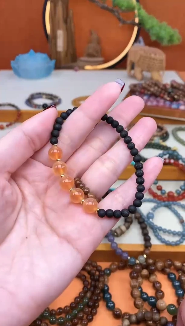 【闪购商品】降真香手串未镶嵌单圈降真香糖心玛瑙手串