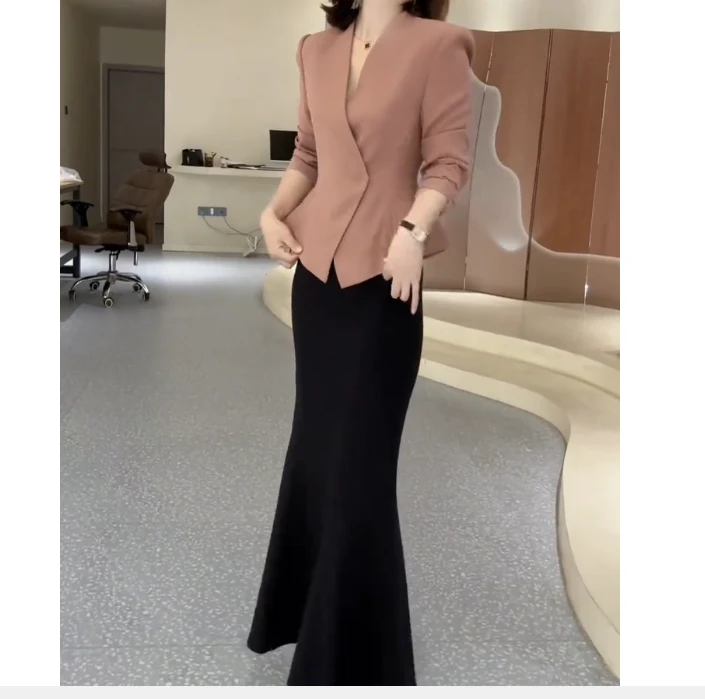 2025夏季新款网红同款洋气减龄气时尚上衣半身裙女漂亮suy