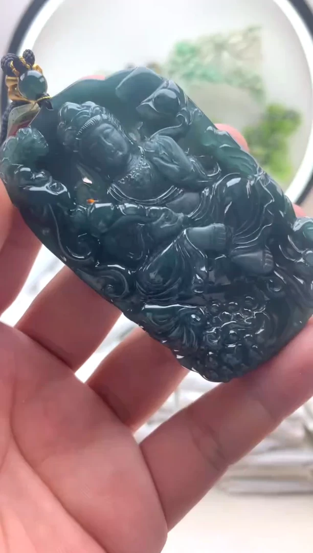 颈饰未镶嵌翡翠普贤