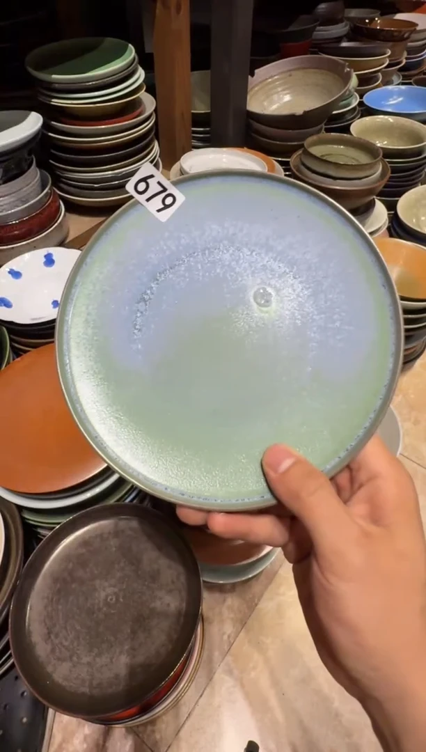 瓷679   微瑕青色霞光盘1个