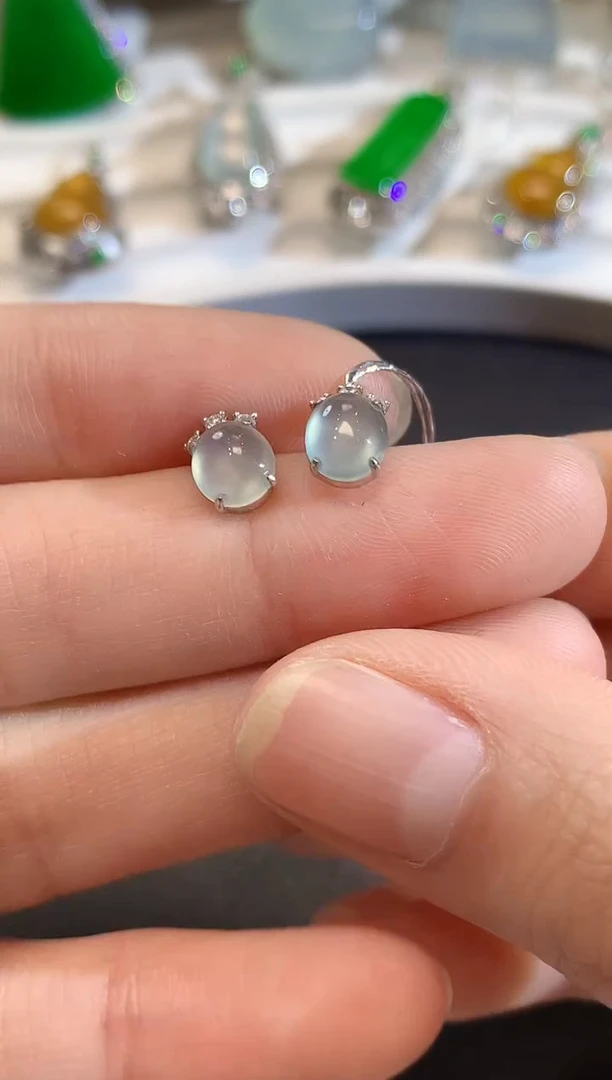 18K金镶嵌翡翠耳饰A8 多样性发货一件