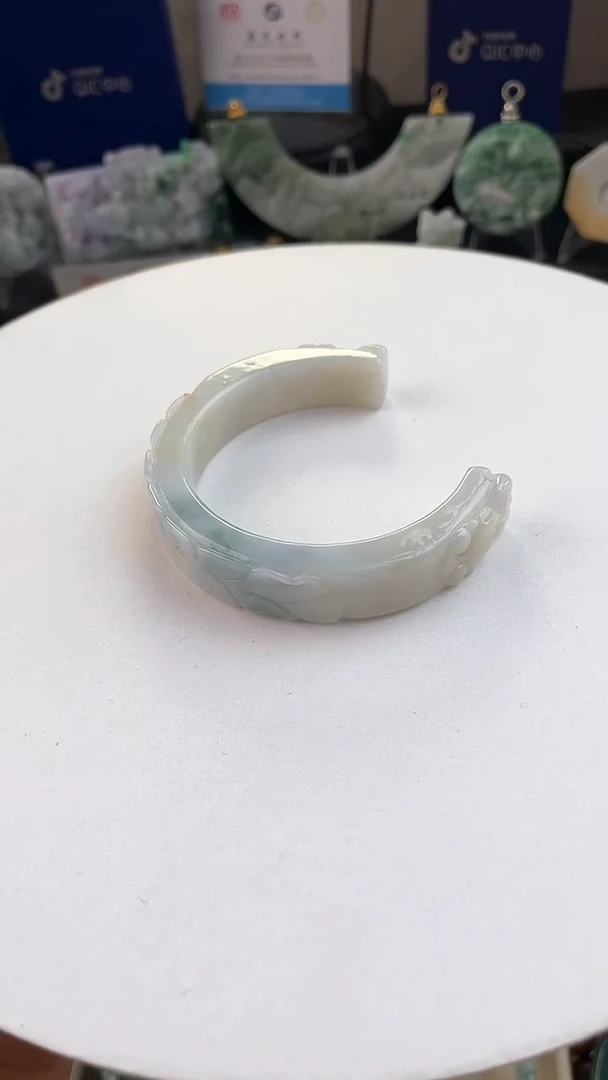 未镶嵌手链翡翠整***～手工定制默认微瑕主播介绍为准