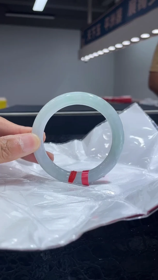 未镶嵌手镯翡翠21