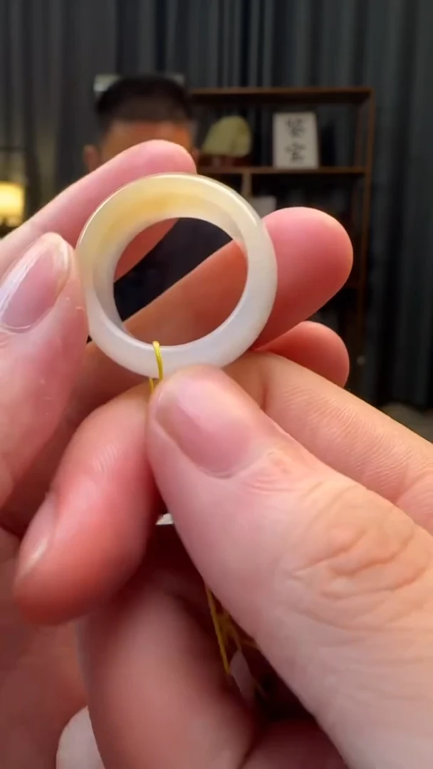 吊坠(不含链)未镶嵌和田玉扳指20.3