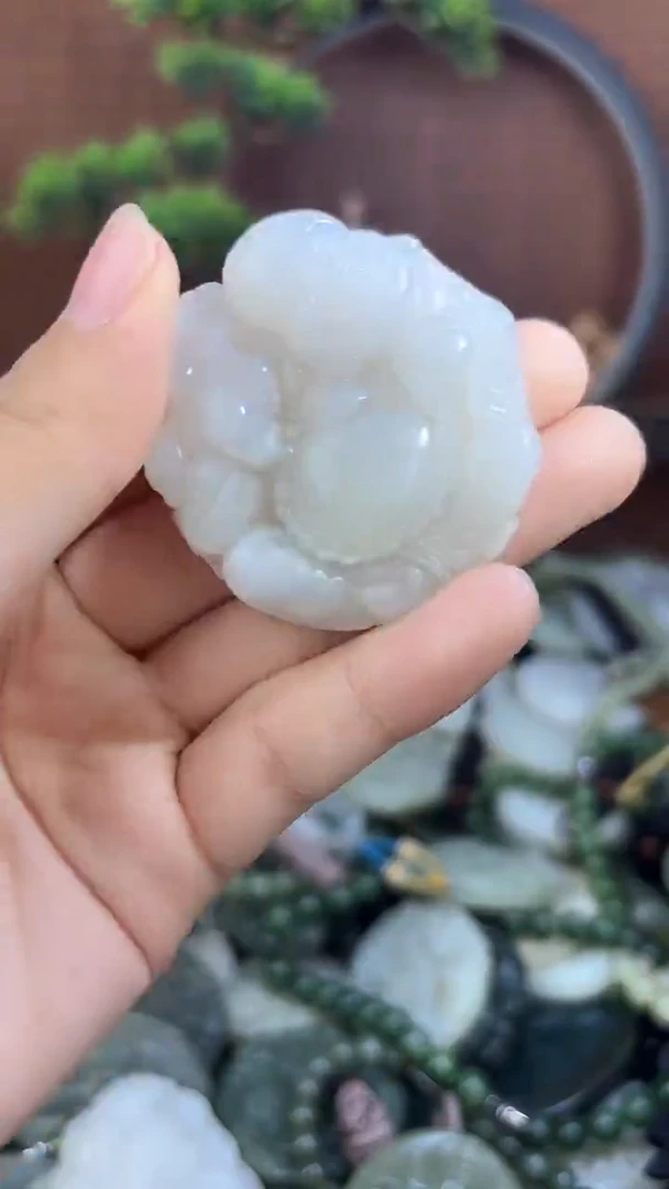 和田玉未镶嵌颈饰1