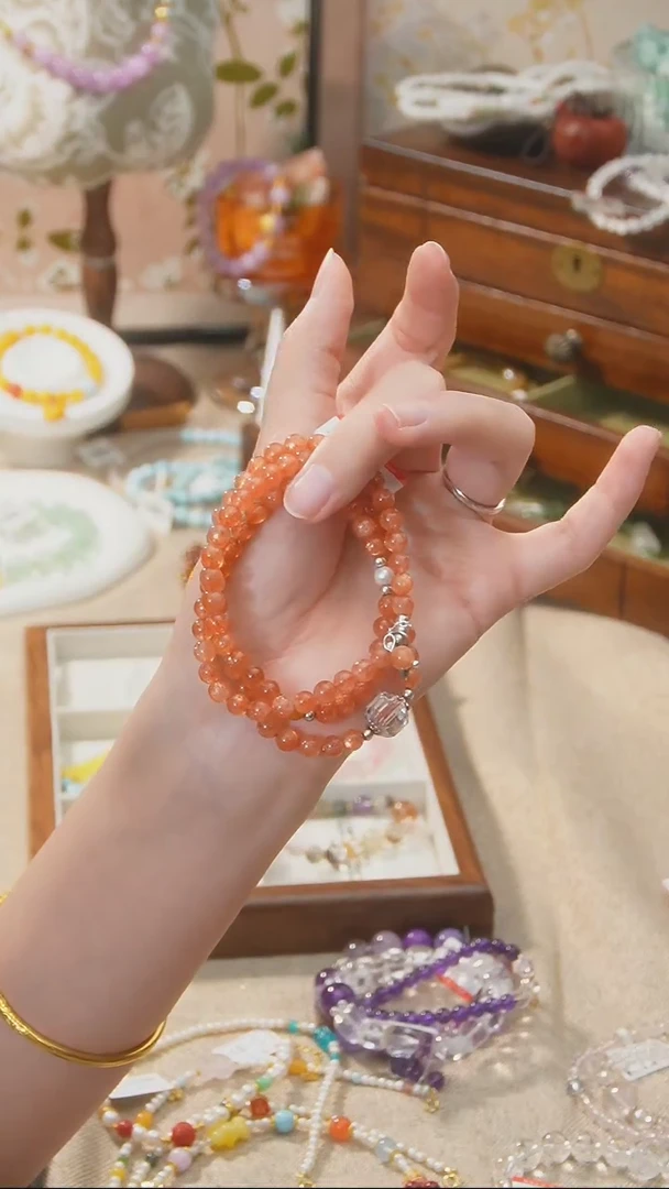 【闪购商品】日光石手串未镶嵌颜色微差多样性发货发其一