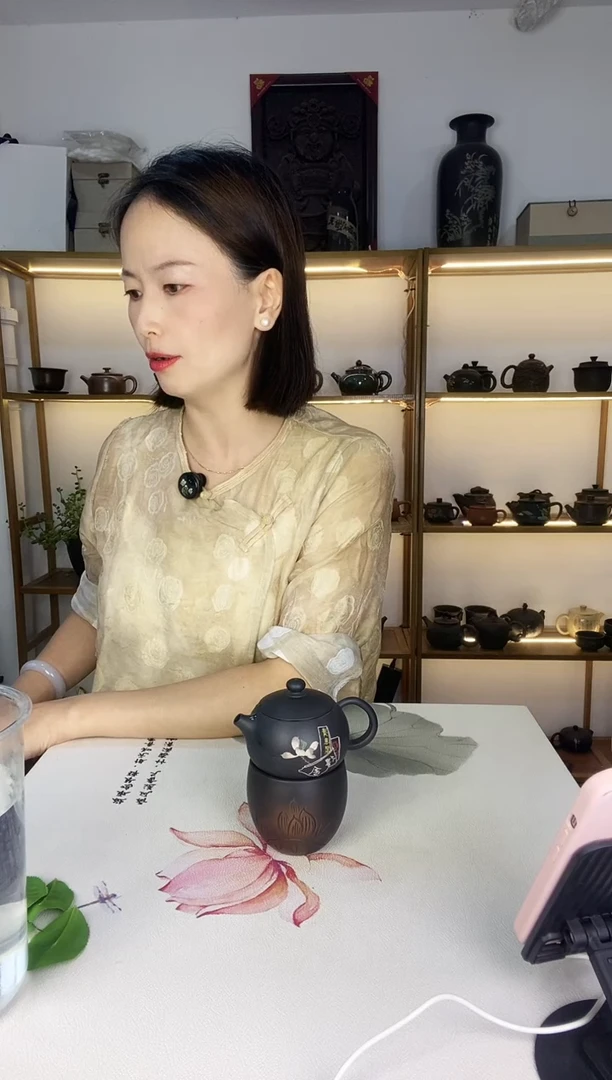 用****2西施阴刻阳填唐老师手作150CC带荷花主人