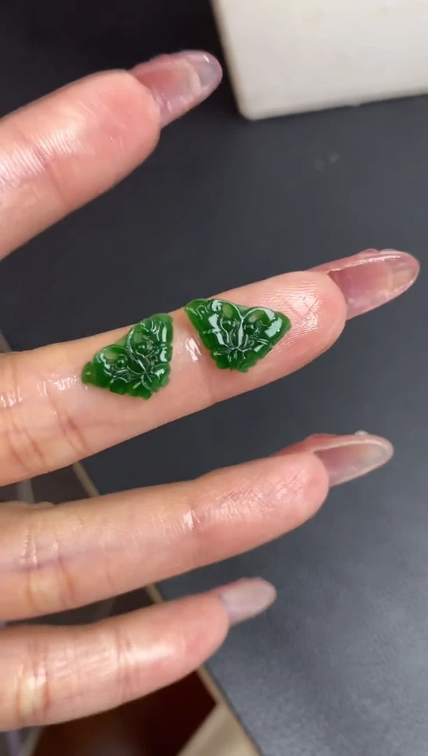 未镶嵌定制翡翠翡翠毛货~