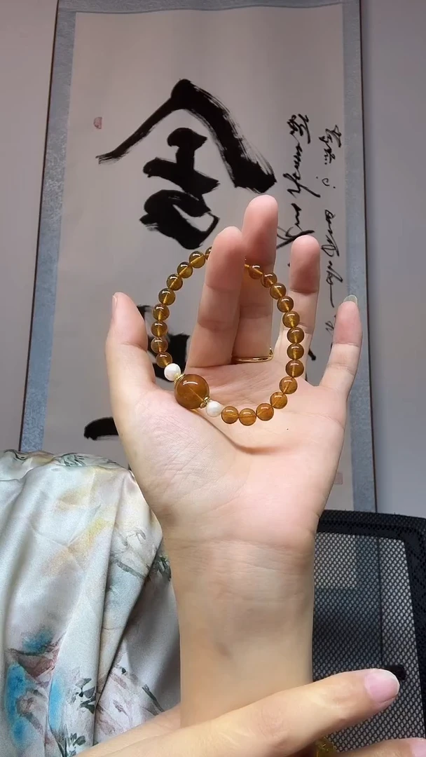 手串琥珀未镶嵌血蜜珀