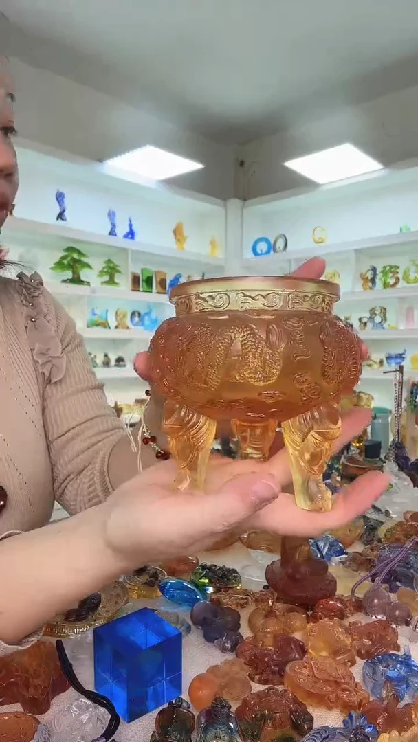 手工艺品琉璃金黄色