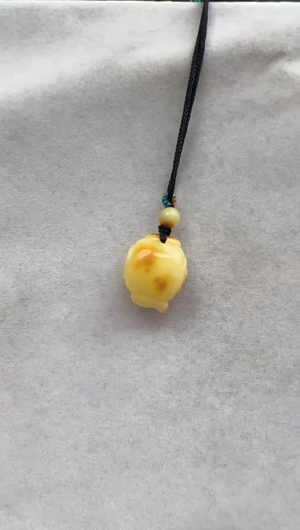 【闪购商品】琥珀裸石未镶嵌10202154-吊坠