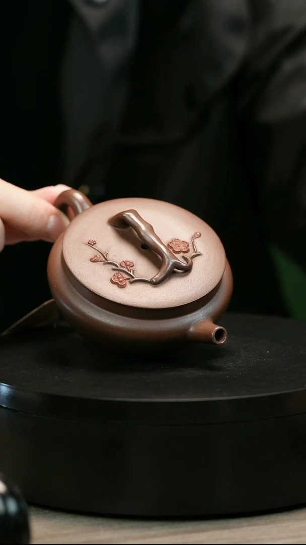 茶壶紫砂旋?H2354赵信军底槽青堆绘梅碗