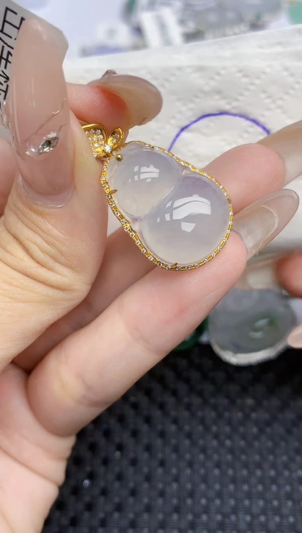 颈饰18K金镶嵌翡翠183   天然翡翠A货  百元以上9米证书费自理