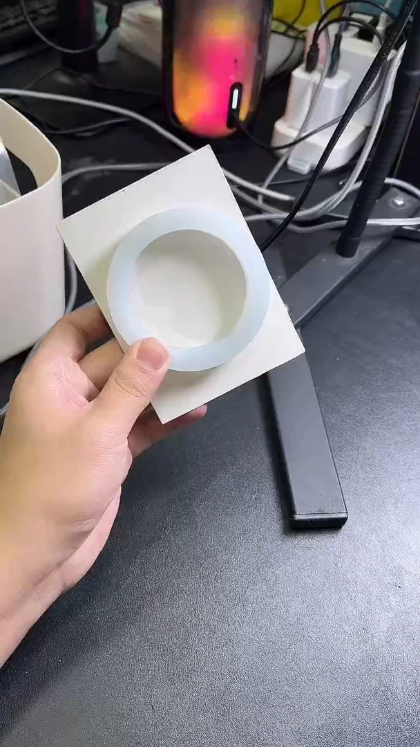 未镶嵌手镯定制翡翠老*定制