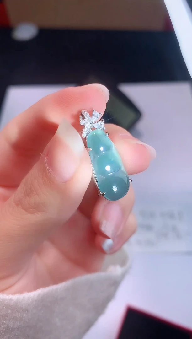 颈饰未镶嵌翡翠0芹0翡翠珠宝743