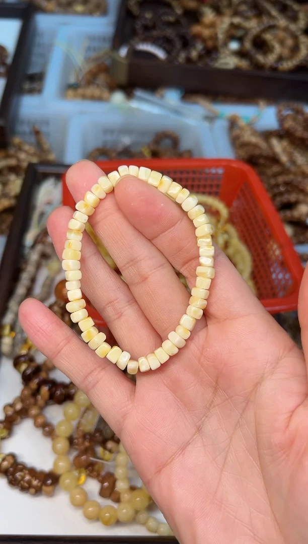 手链蜜蜡未镶嵌白花蜡卡5mm左右随形 手串